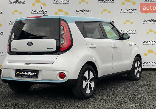 Кіа Soul EV 2016 у Луцьку на Automoto.ua Білий Кіа Soul EV, об'ємом двигуна 0 л та пробігом 116 тис. км за 7800 $, фото 99 на Automoto.ua
