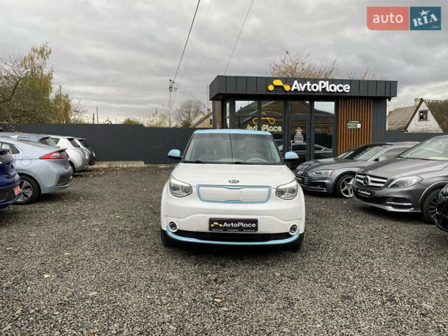 Кіа Soul EV 2016 у Луцьку на Automoto.ua Білий Кіа Soul EV, об'ємом двигуна 0 л та пробігом 116 тис. км за 7800 $, фото 2 на Automoto.ua