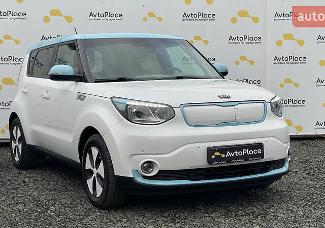 Кіа Soul EV 2016 у Луцьку на Automoto.ua Білий Кіа Soul EV, об'ємом двигуна 0 л та пробігом 116 тис. км за 7800 $, фото 84 на Automoto.ua