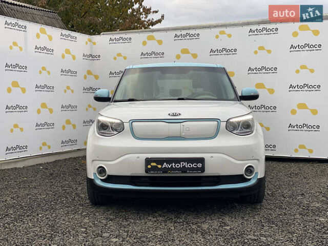 Кіа Soul EV 2016 у Луцьку на Automoto.ua Білий Кіа Soul EV, об'ємом двигуна 0 л та пробігом 116 тис. км за 7800 $, фото 81 на Automoto.ua