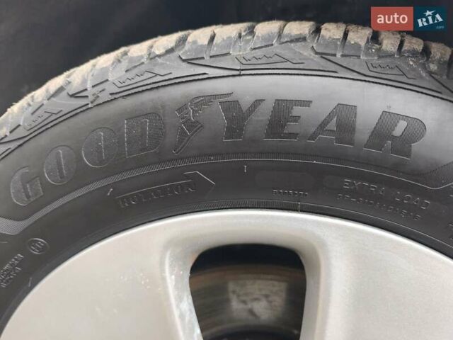 Белый Киа Soul EV, объемом двигателя 0 л и пробегом 165 тыс. км за 10600 $, фото 66 на Automoto.ua