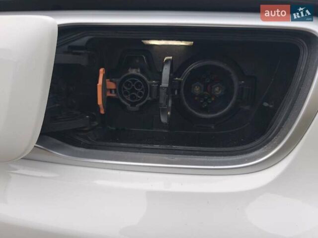 Белый Киа Soul EV, объемом двигателя 0 л и пробегом 165 тыс. км за 10600 $, фото 23 на Automoto.ua