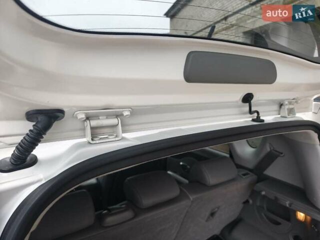 Белый Киа Soul EV, объемом двигателя 0 л и пробегом 165 тыс. км за 10600 $, фото 51 на Automoto.ua