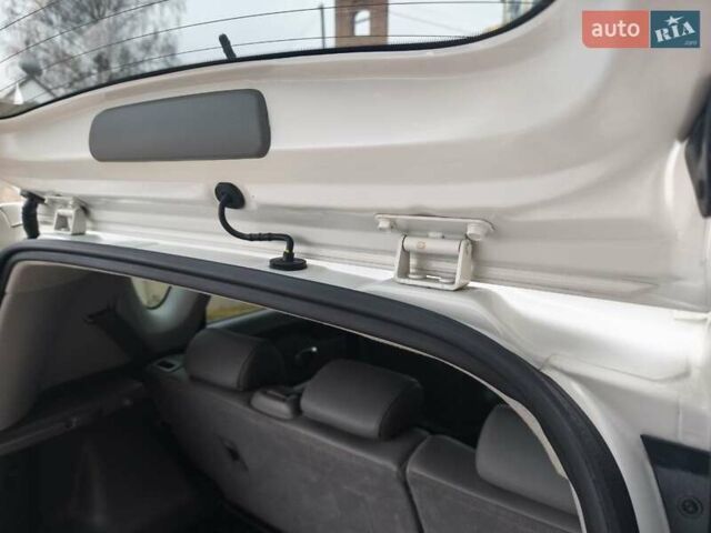 Белый Киа Soul EV, объемом двигателя 0 л и пробегом 165 тыс. км за 10600 $, фото 50 на Automoto.ua