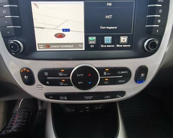 Белый Киа Soul EV, объемом двигателя 0 л и пробегом 165 тыс. км за 10600 $, фото 37 на Automoto.ua