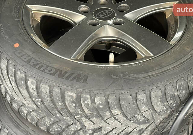 Белый Киа Soul EV, объемом двигателя 0 л и пробегом 167 тыс. км за 9900 $, фото 30 на Automoto.ua