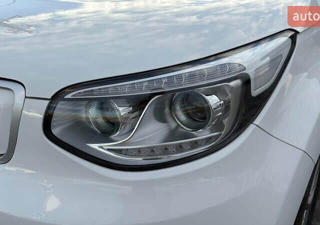 Белый Киа Soul EV, объемом двигателя 0 л и пробегом 167 тыс. км за 9900 $, фото 16 на Automoto.ua