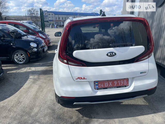 Білий Кіа Soul EV, об'ємом двигуна 0 л та пробігом 196 тис. км за 19700 $, фото 7 на Automoto.ua