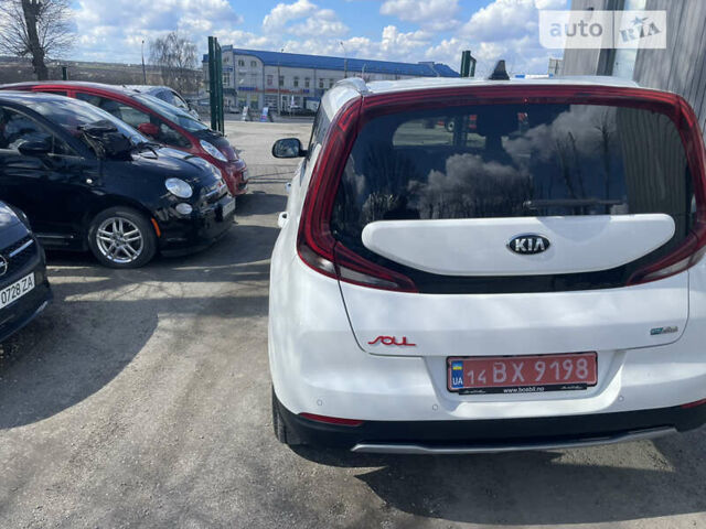 Білий Кіа Soul EV, об'ємом двигуна 0 л та пробігом 196 тис. км за 19700 $, фото 6 на Automoto.ua