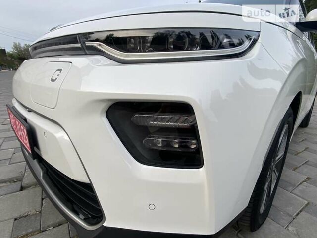 Білий Кіа Soul EV, об'ємом двигуна 0 л та пробігом 33 тис. км за 20950 $, фото 20 на Automoto.ua