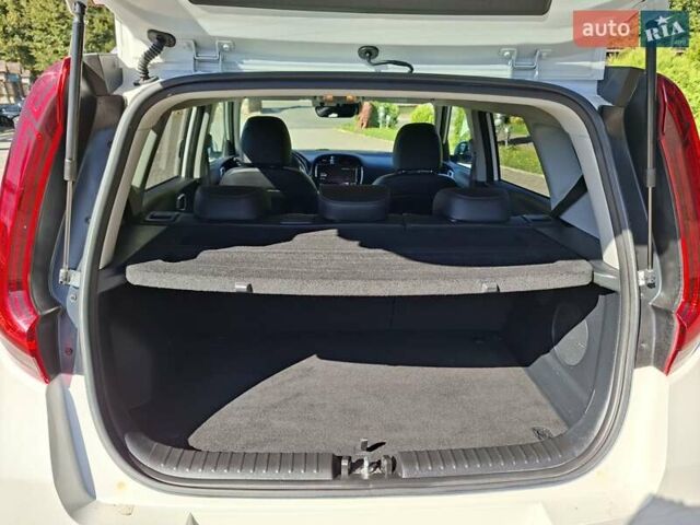 Білий Кіа Soul EV, об'ємом двигуна 0 л та пробігом 146 тис. км за 17900 $, фото 20 на Automoto.ua
