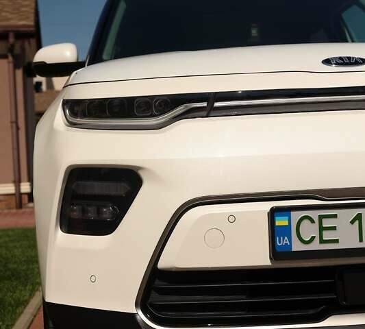 Белый Киа Soul EV, объемом двигателя 0 л и пробегом 16 тыс. км за 19900 $, фото 2 на Automoto.ua