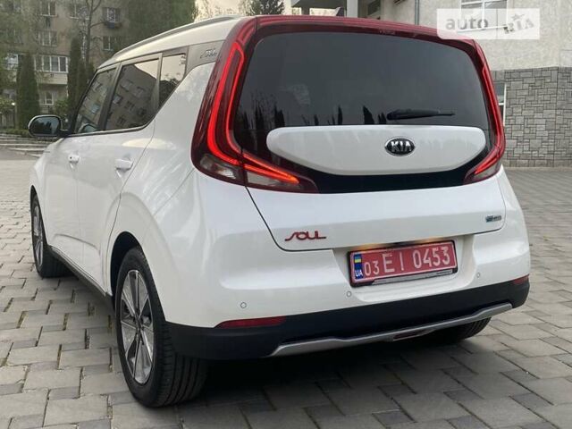 Білий Кіа Soul EV, об'ємом двигуна 0 л та пробігом 33 тис. км за 20950 $, фото 26 на Automoto.ua