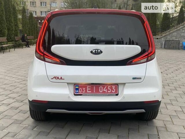 Білий Кіа Soul EV, об'ємом двигуна 0 л та пробігом 33 тис. км за 20950 $, фото 27 на Automoto.ua