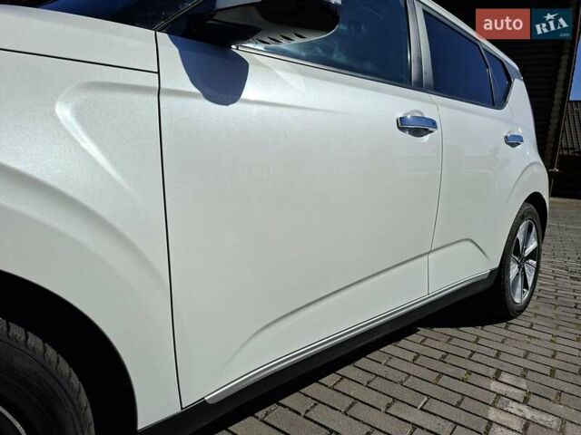 Білий Кіа Soul EV, об'ємом двигуна 0 л та пробігом 146 тис. км за 17900 $, фото 13 на Automoto.ua