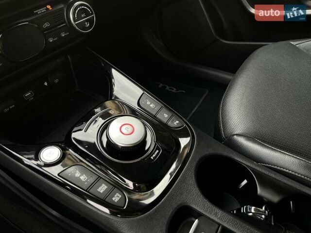 Белый Киа Soul EV, объемом двигателя 0 л и пробегом 60 тыс. км за 19400 $, фото 31 на Automoto.ua
