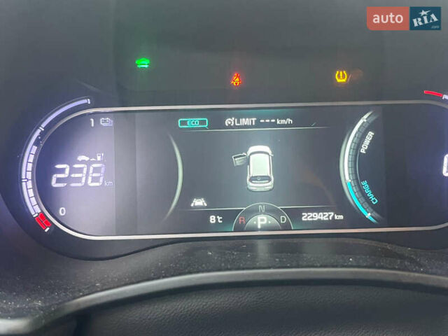 Белый Киа Soul EV, объемом двигателя 0 л и пробегом 229 тыс. км за 14550 $, фото 12 на Automoto.ua