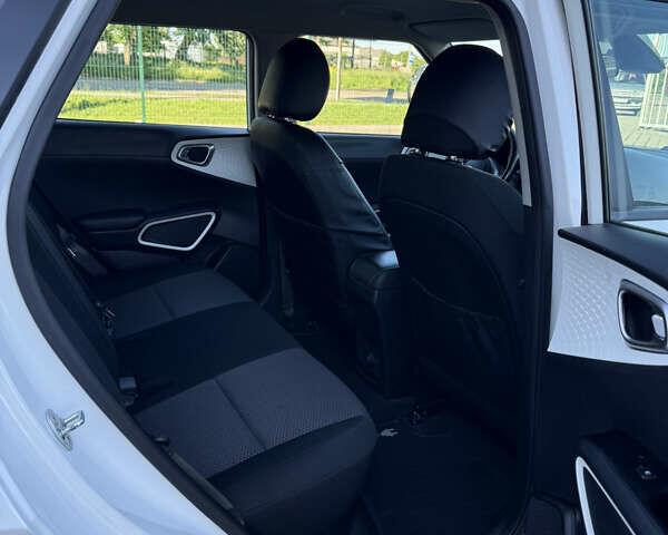 Белый Киа Soul EV, объемом двигателя 0 л и пробегом 153 тыс. км за 13500 $, фото 13 на Automoto.ua