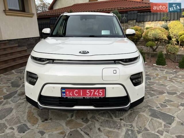 Белый Киа Soul EV, объемом двигателя 0 л и пробегом 60 тыс. км за 19400 $, фото 16 на Automoto.ua