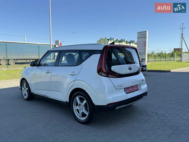 Белый Киа Soul EV, объемом двигателя 0 л и пробегом 153 тыс. км за 13500 $, фото 3 на Automoto.ua