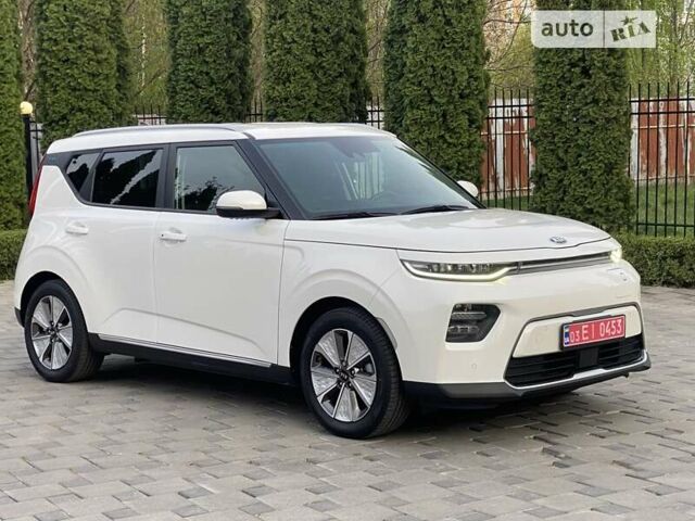 Білий Кіа Soul EV, об'ємом двигуна 0 л та пробігом 33 тис. км за 20950 $, фото 16 на Automoto.ua