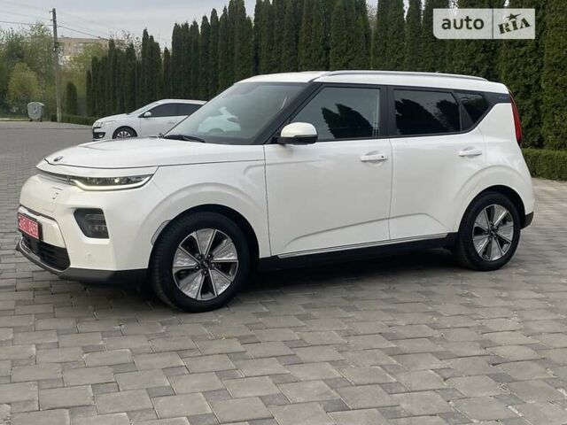 Білий Кіа Soul EV, об'ємом двигуна 0 л та пробігом 33 тис. км за 20950 $, фото 9 на Automoto.ua