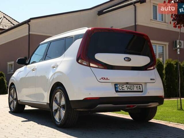 Белый Киа Soul EV, объемом двигателя 0 л и пробегом 16 тыс. км за 23700 $, фото 6 на Automoto.ua