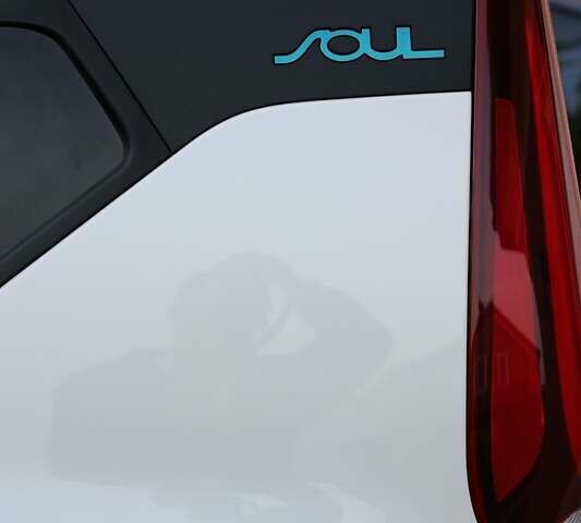 Белый Киа Soul EV, объемом двигателя 0 л и пробегом 16 тыс. км за 19900 $, фото 17 на Automoto.ua
