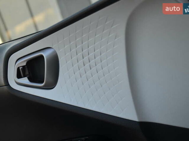 Білий Кіа Soul EV, об'ємом двигуна 0 л та пробігом 78 тис. км за 15950 $, фото 46 на Automoto.ua