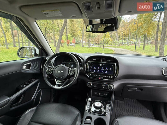Киа Soul EV 2022 в Киеве на Automoto.ua Белый Киа Soul EV, объемом двигателя 0 л и пробегом 54 тыс. км за 22000 $, фото 26 на Automoto.ua