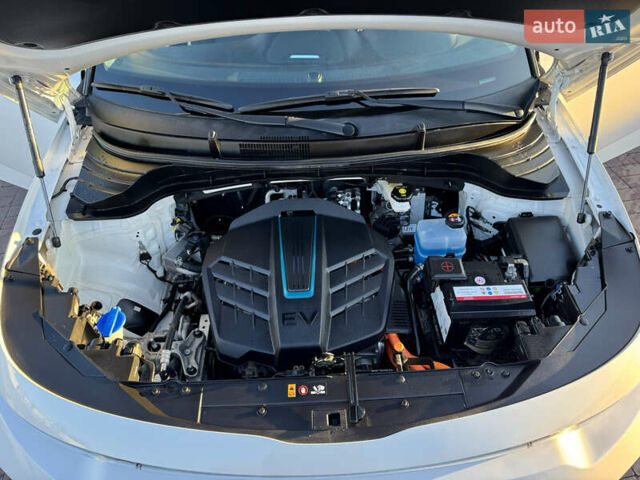 Белый Киа Soul EV, объемом двигателя 0 л и пробегом 80 тыс. км за 18999 $, фото 30 на Automoto.ua