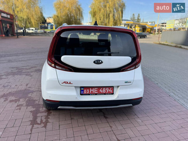 Белый Киа Soul EV, объемом двигателя 0 л и пробегом 80 тыс. км за 18999 $, фото 5 на Automoto.ua