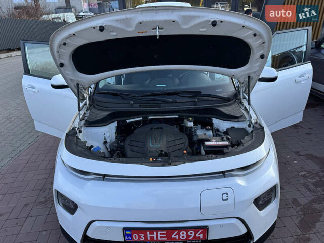 Белый Киа Soul EV, объемом двигателя 0 л и пробегом 80 тыс. км за 18999 $, фото 27 на Automoto.ua