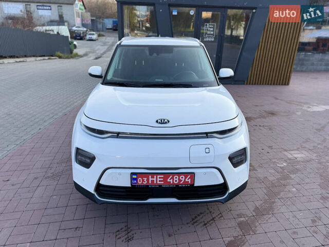 Белый Киа Soul EV, объемом двигателя 0 л и пробегом 80 тыс. км за 18999 $, фото 11 на Automoto.ua
