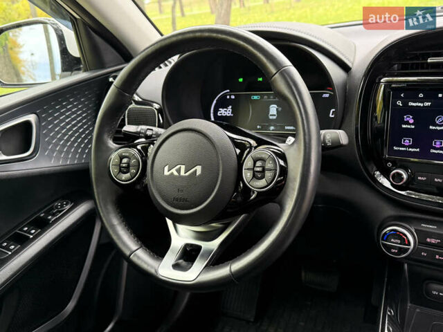 Киа Soul EV 2022 в Киеве на Automoto.ua Белый Киа Soul EV, объемом двигателя 0 л и пробегом 54 тыс. км за 22000 $, фото 29 на Automoto.ua