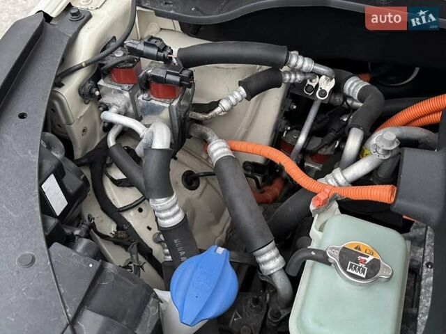 Бежевий Кіа Soul EV, об'ємом двигуна 0 л та пробігом 110 тис. км за 11500 $, фото 49 на Automoto.ua