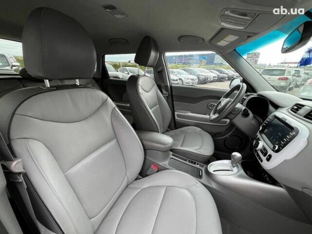 Черный Киа Soul EV, объемом двигателя 0 л и пробегом 95 тыс. км за 8590 $, фото 16 на Automoto.ua