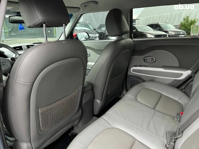 Черный Киа Soul EV, объемом двигателя 0 л и пробегом 95 тыс. км за 8590 $, фото 27 на Automoto.ua