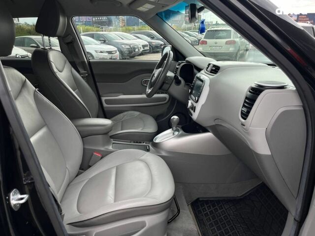 Черный Киа Soul EV, объемом двигателя 0 л и пробегом 95 тыс. км за 8590 $, фото 18 на Automoto.ua
