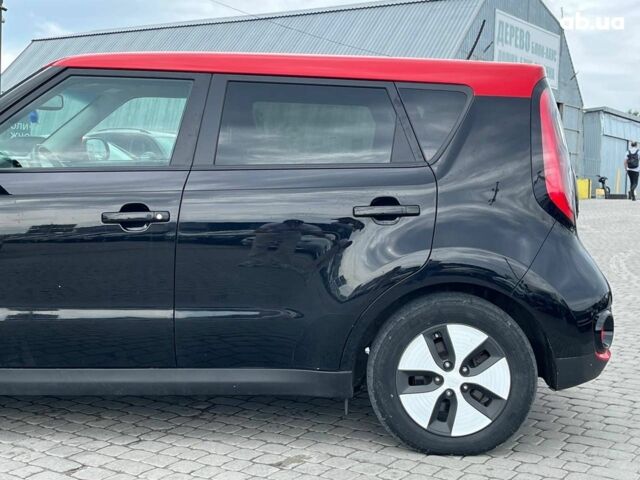 Черный Киа Soul EV, объемом двигателя 0 л и пробегом 95 тыс. км за 8590 $, фото 9 на Automoto.ua