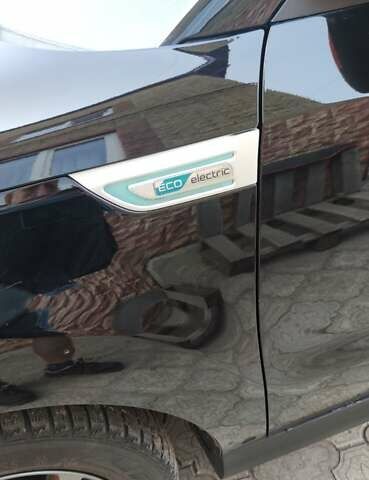 Черный Киа Soul EV, объемом двигателя 0 л и пробегом 89 тыс. км за 8200 $, фото 3 на Automoto.ua