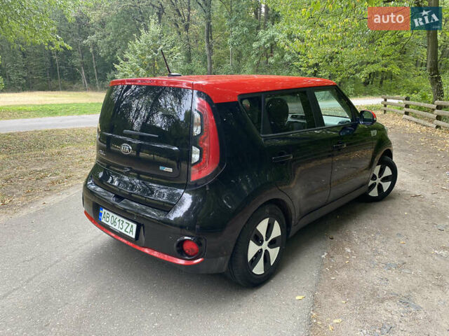 Черный Киа Soul EV, объемом двигателя 0 л и пробегом 116 тыс. км за 8500 $, фото 13 на Automoto.ua