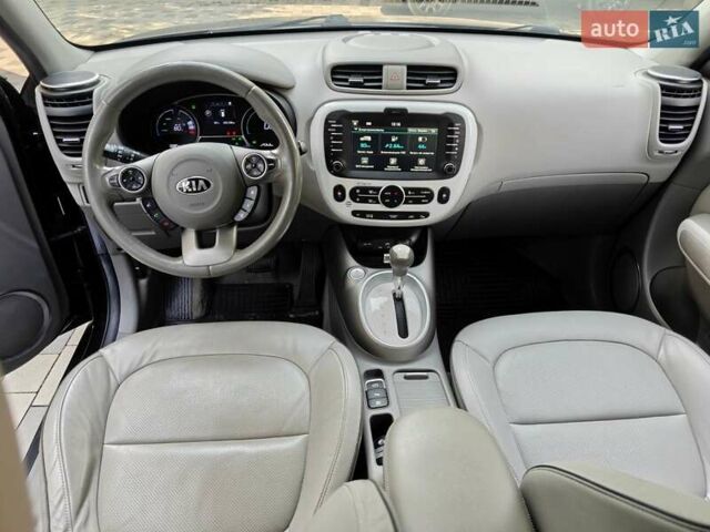 Черный Киа Soul EV, объемом двигателя 0 л и пробегом 162 тыс. км за 6499 $, фото 14 на Automoto.ua