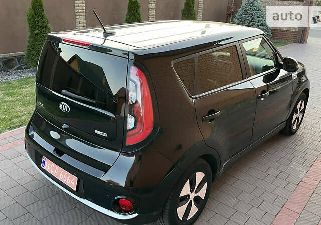 Чорний Кіа Soul EV, об'ємом двигуна 0 л та пробігом 69 тис. км за 11490 $, фото 15 на Automoto.ua