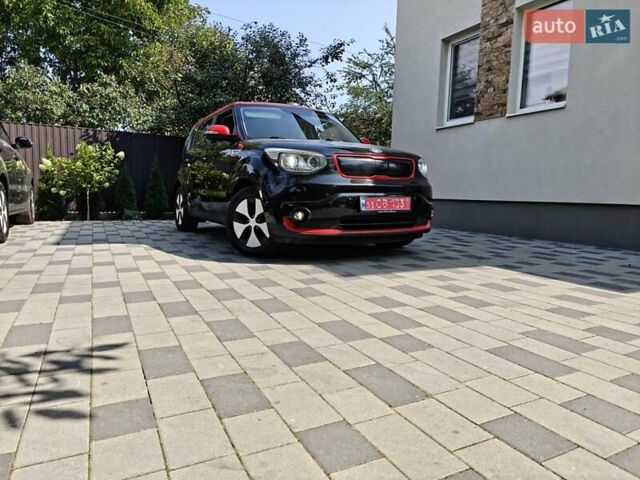 Черный Киа Soul EV, объемом двигателя 0 л и пробегом 162 тыс. км за 6499 $, фото 4 на Automoto.ua