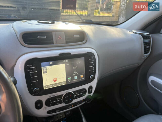 Черный Киа Soul EV, объемом двигателя 0 л и пробегом 134 тыс. км за 5600 $, фото 26 на Automoto.ua