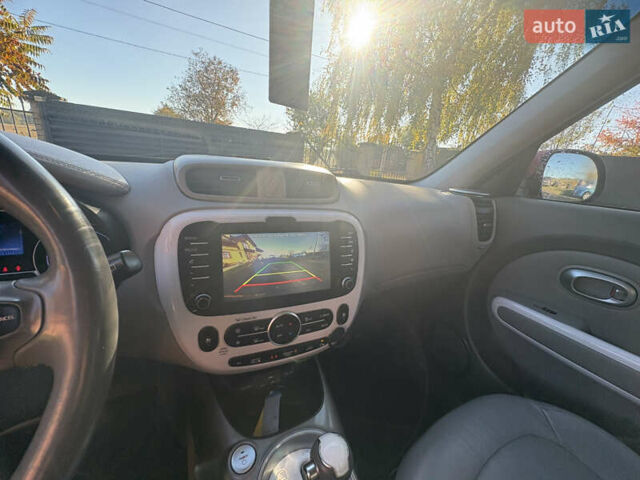 Черный Киа Soul EV, объемом двигателя 0 л и пробегом 134 тыс. км за 5600 $, фото 23 на Automoto.ua