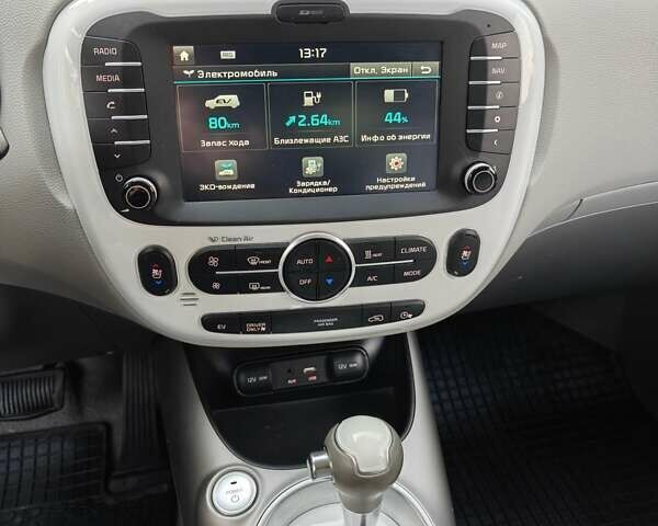 Черный Киа Soul EV, объемом двигателя 0 л и пробегом 162 тыс. км за 6499 $, фото 21 на Automoto.ua