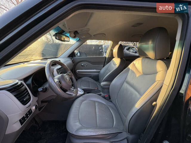 Черный Киа Soul EV, объемом двигателя 0 л и пробегом 134 тыс. км за 5600 $, фото 18 на Automoto.ua