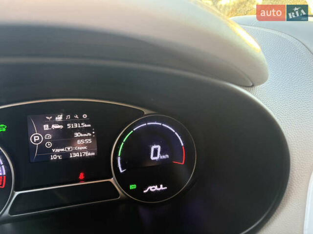 Черный Киа Soul EV, объемом двигателя 0 л и пробегом 134 тыс. км за 5600 $, фото 19 на Automoto.ua